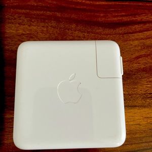 Apple 61W USB-C Power Adapter